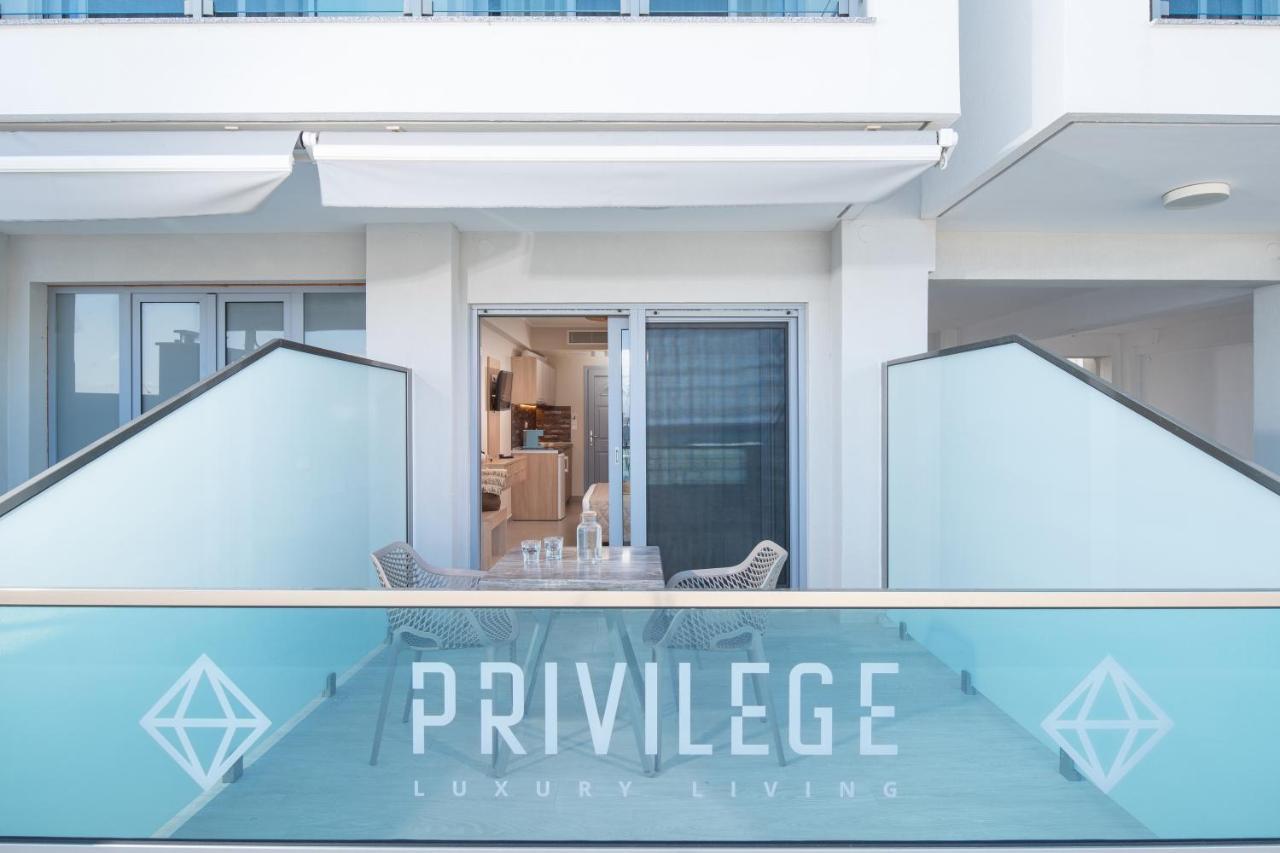 Privilege Luxury Living Sarti Eksteriør billede